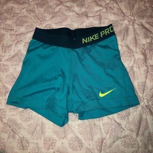 Dri Fit Nike Pros